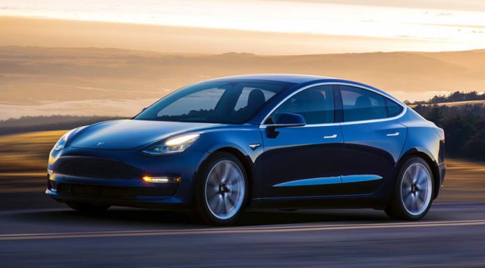 Best-Selling-Premium-Car-το-Tesla-Model-3
