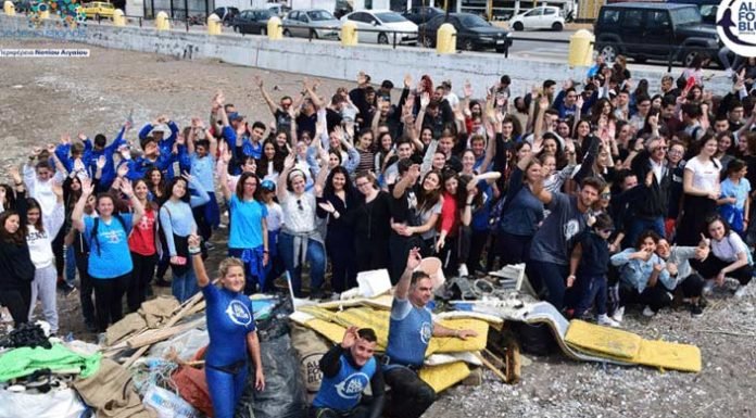 Μαθητές μαζεύουν 223 κιλά σκουπιδιών στην Ρόδο