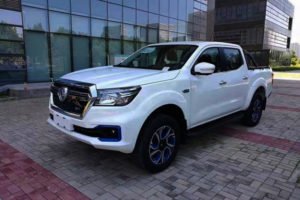 Το ηλεκτροκίνητο πικ απ φορτηγό από Dongfeng και Nissan