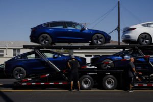 Ρεκόρ σε παραδόσεις και παραγωγή από την Tesla