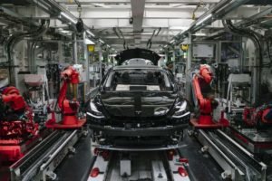 Tesla : Νέο ρεκόρ σε παραδόσεις και παραγωγή για το 3ο τρίμηνο