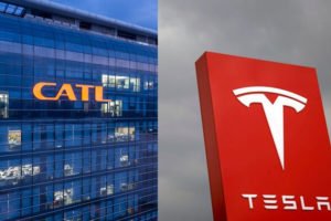 Η CATL θα φτιάχνει μπαταρίες για την Tesla, ενώ η Panasonic θα συνεργαστεί με την Toyota