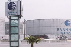 Συμφωνία ΕΛΠΕ για φωτοβολταϊκό πάρκο της Κοζάνης