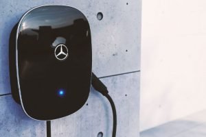 Τα σχέδια της Mercedes-Benz για διεθνές δίκτυο σταθμών φόρτισης